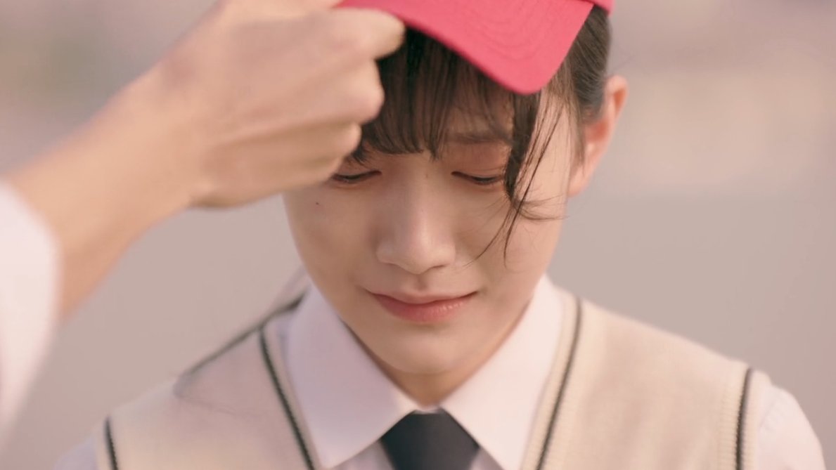 littleoogly's tweet image. "love doesn’t meet you at your best, It meets you at your lowest”