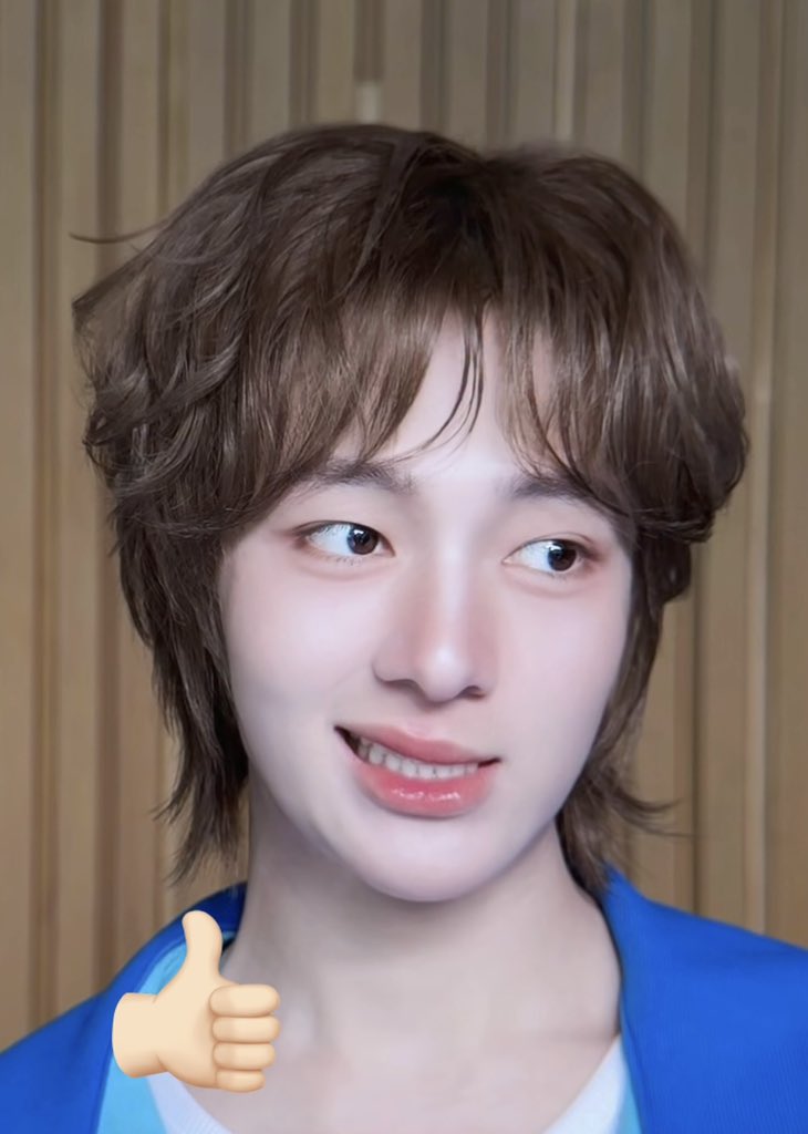 mnxmx2's tweet image. เหมือนกันเด๊ะ 

#JeleChewyBerryDayxZNN
❥ @CwrNew #NuNew  ꪆৎ