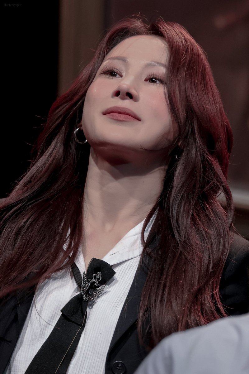 huntergraper's tweet image. 260111 연극 포쉬 막공 무대 인사 

헤라 役 | #이재은