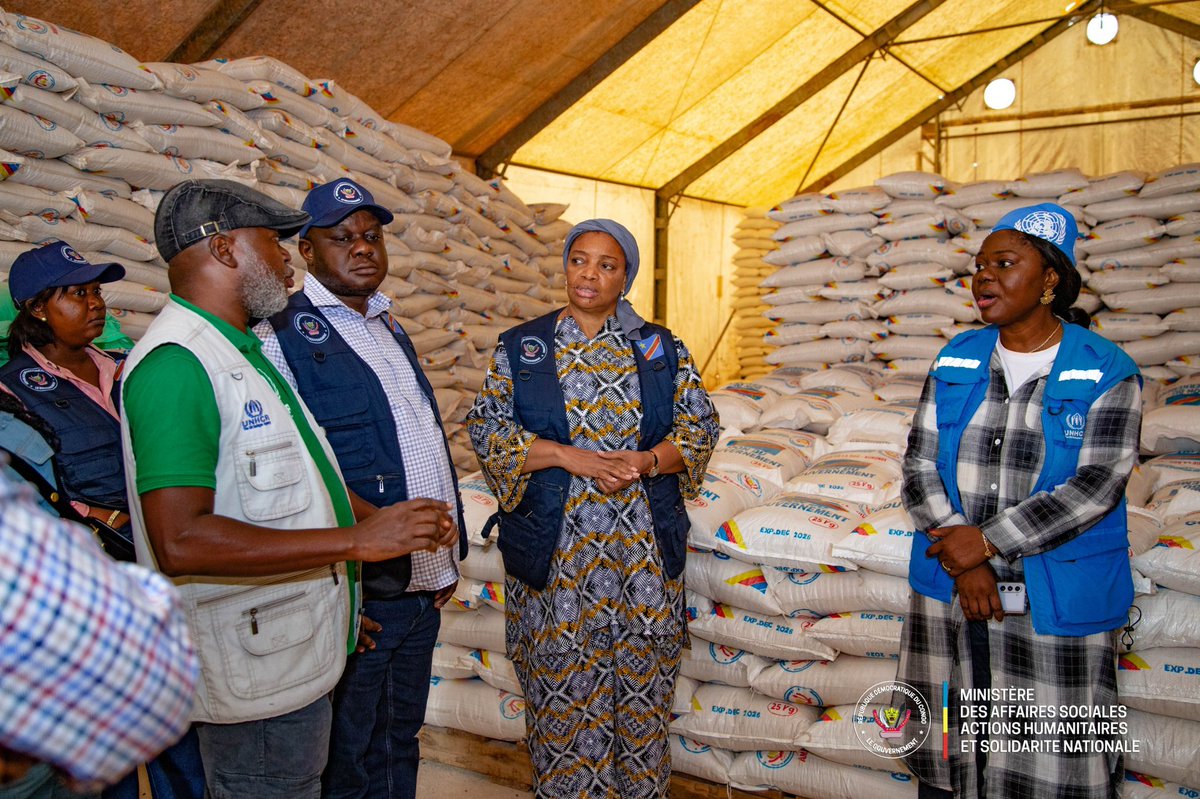 Apporter du sourire,réconfort et espoir à nos compatriotes en situation délicate notamment dans le site des déplacés au Burundi 🇧🇮 et en Tanzanie 🇹🇿, c’est le fondement de la mission gouvernementale d’assistance humanitaire que nous conduisons avec mon collègue <a href="/CrispinMbadu/">Crispin Mbadu</a>.