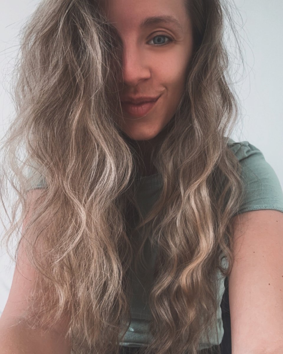 Lumos_UK's tweet photo. ITS BEEN A WHILE!! 

How is everyone?! I miss you all, life is mental right now with a newborn for us! ♥️ https://t.co/SueYppZmli
