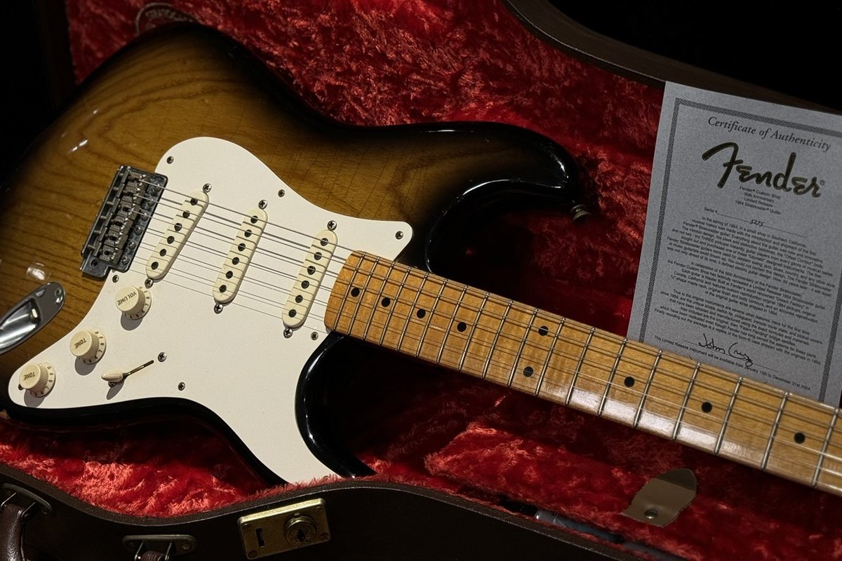 shima_shinjuku's tweet image. 【#ギタラバツアー】開催まで残り6日。#Fender Custom Shop Master Built John Cruz 50th Anniversary 1954 #Stratocaster も展示します！ショートスカート・ノブ、フットボールSWチップなど雰囲気抜群ですね。ネックのメイプルもとても良い感じです。

【公式HP】
shimamura.co.jp/g_lover/tour/