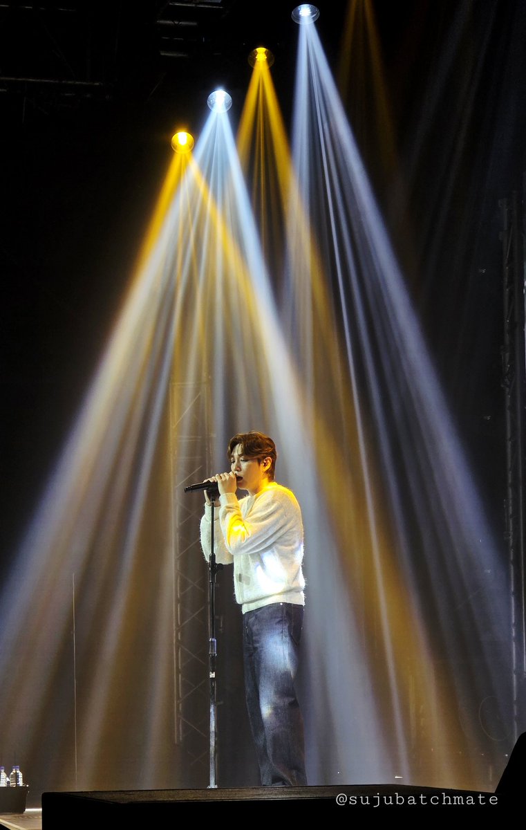 Stunning. 

#KANGIN 
#2026_KANGIN_STUNNINGTOGETHER_IN_MANILA #KANGINinManila