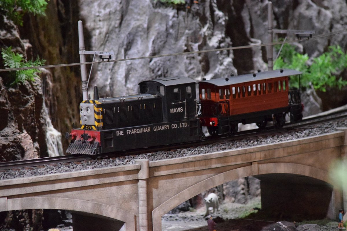 C40D261's tweet image. #汽車のえほん
#TheRailwaySeries
#きかんしゃトーマス
#ThomasTheTankEngine

実は､「トーマスととくべつなてがみ」の作中で代理を務めた機関車達の撮影用模型は全員､日本へ貸し出されている。

原鉄道模型博物館と世界展で確認済。