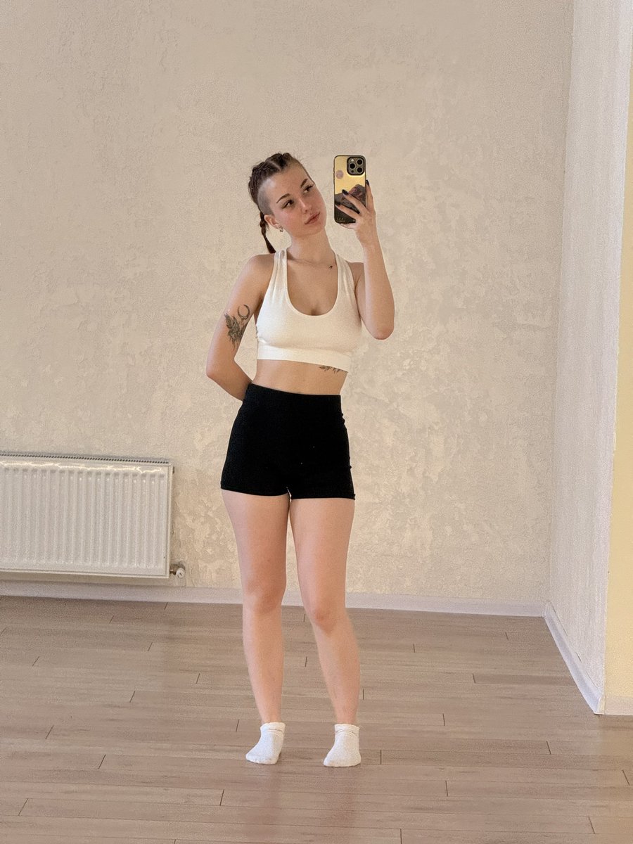 elfelev's tweet image. выходные и любое свободное время тратим на тренировки