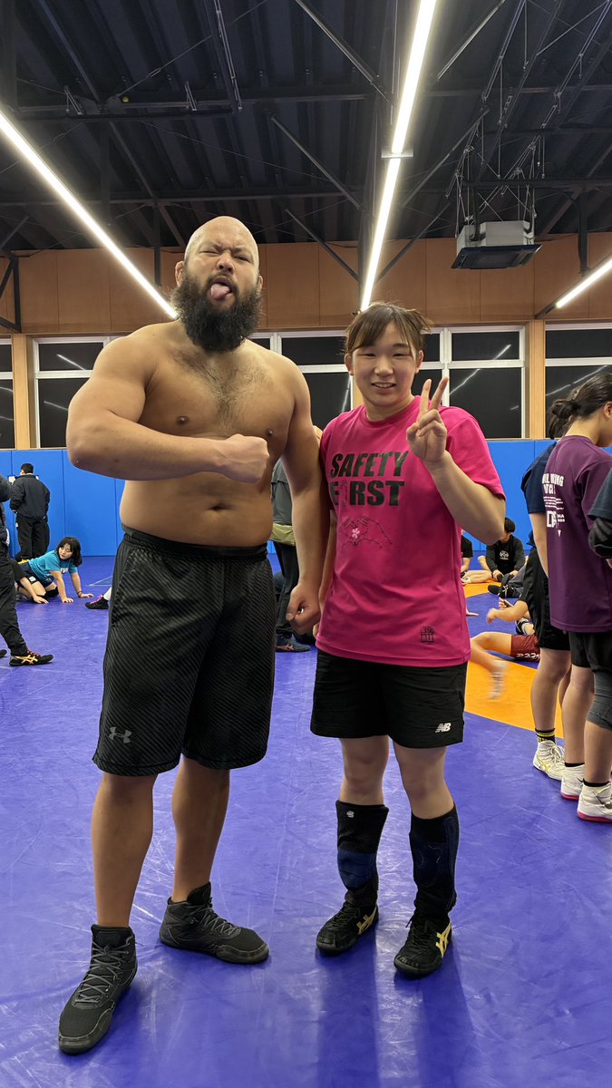 育英大学へ道場破り

パリ五輪金メダリストの元木 咲良選手も支配した