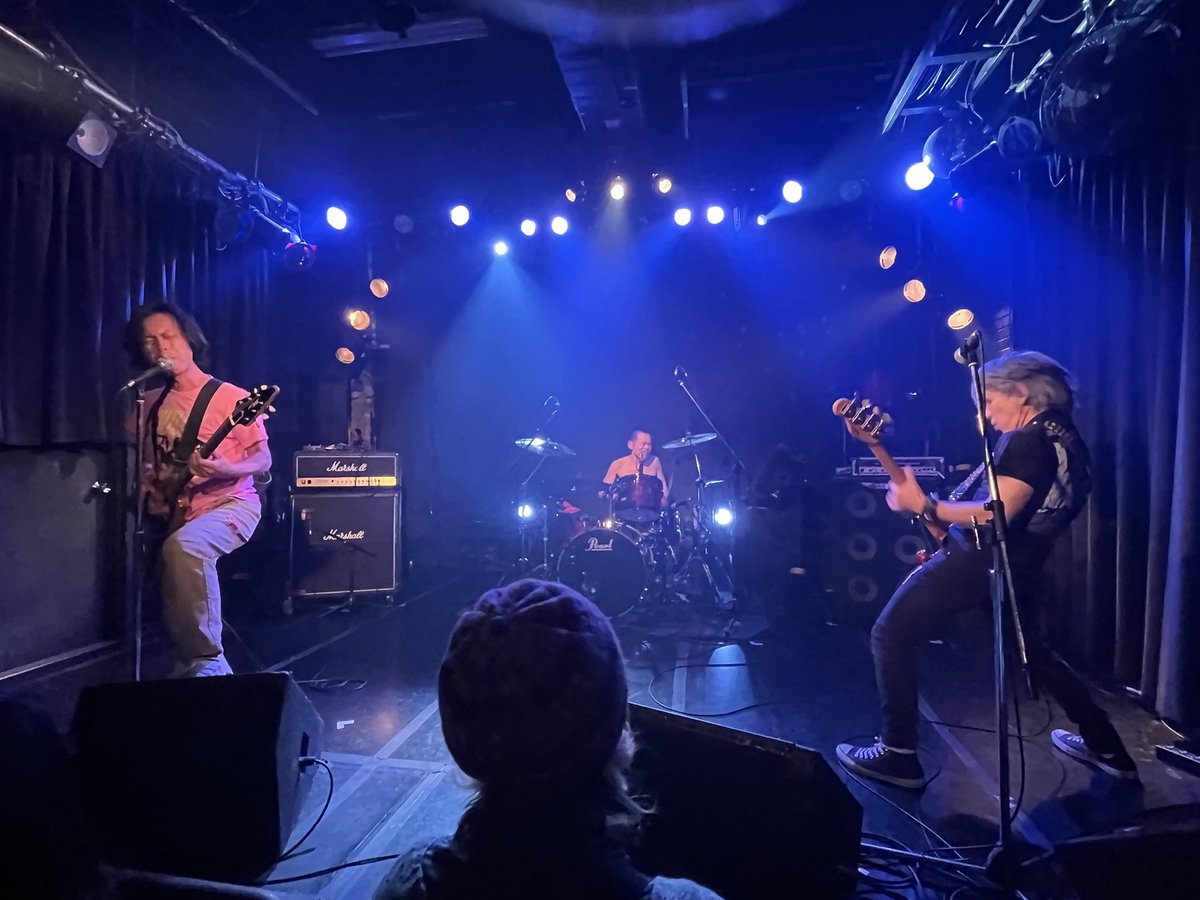 hiroki_hys's tweet photo. 一昨日は "strange dimension"vol.1！

出演してくれたMant Crantz、Limited Express(has gone?)、Electric Eel Shock、クリトリック・リス、DJ:Yone-Pa-Cinoさん、akihiroさん、そしてご来場の皆様、ありがとうございました！

想像を超える楽しさで、まだホクホクしてます😊最高な1日！！ https://t.co/3VXXDb53Im