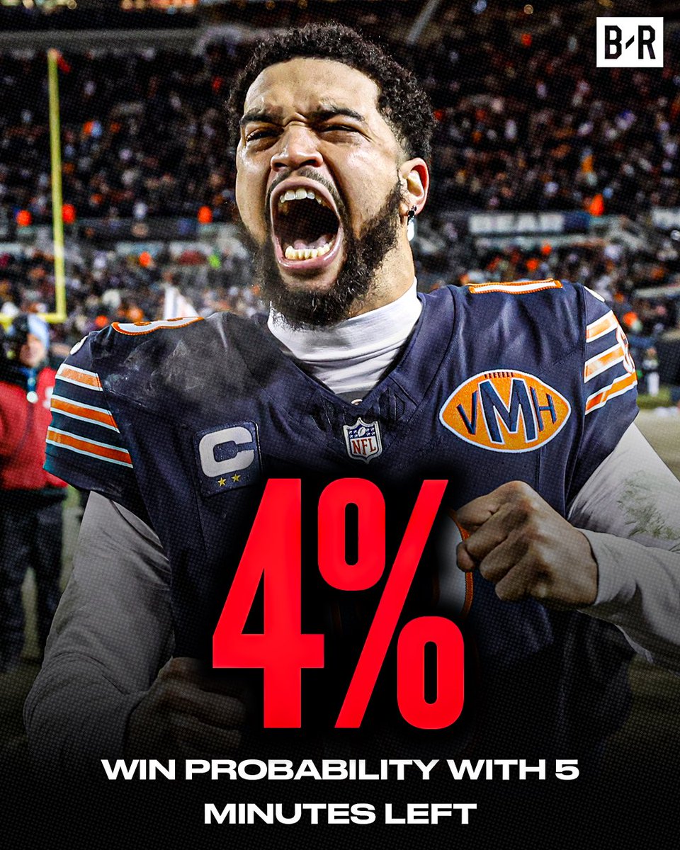BleacherReport's tweet image. The Bears don't quit 🐻⬇️
