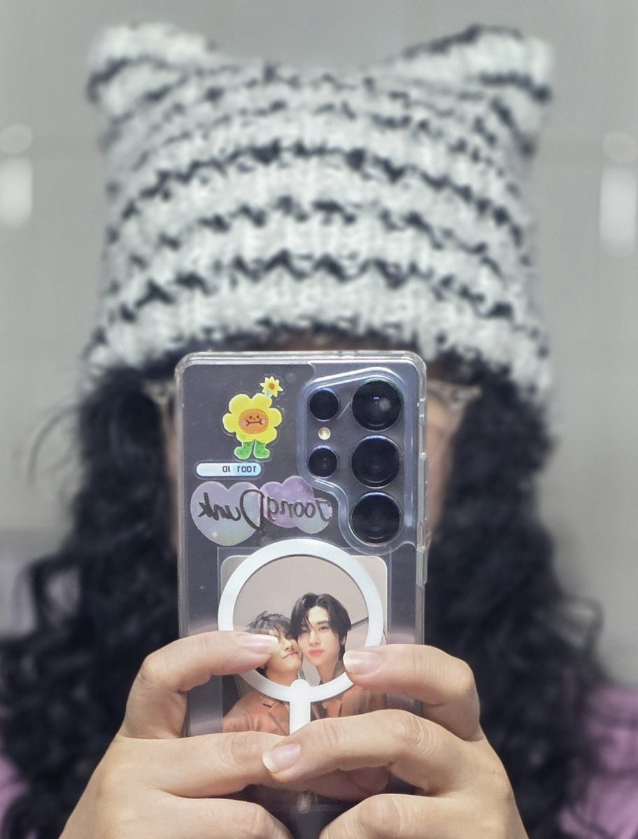 congcong._.i tweet media