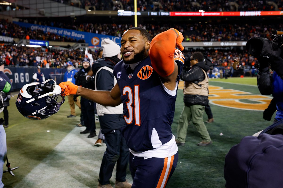 NFL's tweet image. Goodnight, Bears fans ‼️