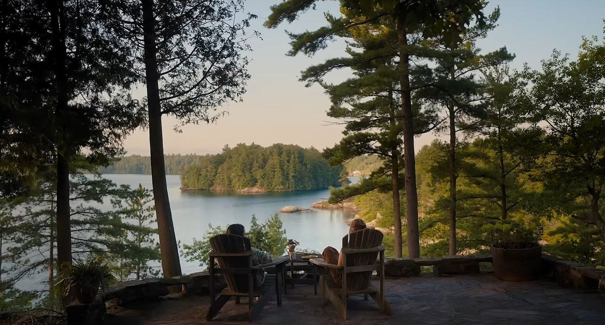 Kalau bisa ketemu dirimu dari masa depan, apa yg pengen kamu tanyain?

Damn, My Old Ass ini cakep betul. Nontonnya bikin hati adem, senyam senyum tapi juga mewek jelek apalagi saat keinget ada banyak hal &amp; waktu yg ku sia-siain selama ini. Tontonan coming of age nan lucu juga