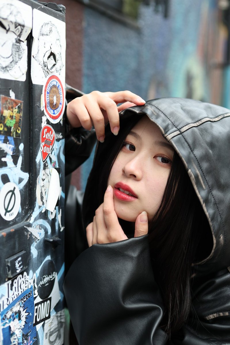 路地裏で、 model :ゆりかさん @yurikaaa_sun #写真好きな人と繋がり