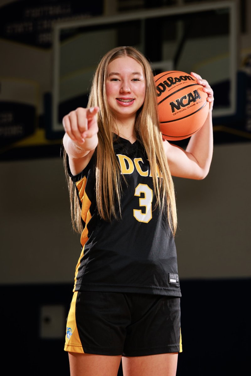 mosesk225's tweet photo. Kayla Varpness @KaylaVarpness put on a commanding performance last night, rising in every big moment to lead DCA to a gritty 61-55 home win over Nashville Christian in a game that demanded toughness, poise, and fearless shot making. She caught fire from deep with timely three-point shooting that stretched the defense, and when pressure mounted, she calmly delivered sweet dimes that kept the offense flowing and teammates confident.

 Every possession felt under control with the ball in her hands, and her presence alone shifted momentum when it mattered most.

On the other end, Kayla set the tone with fierce defense, hounding ball handlers, jumping passing lanes, and turning stops into instant opportunities. She finished with 17 points, 8 assists, 1 rebound, and 3 steals, numbers that only begin to tell the story of her impact. 

As a core piece of The Incredibles, she played with edge and confidence, stepping up in winning time and making the plays that decide games. This was a statement performance built on grit, awareness, and a relentless will to win, the kind that lifts everyone around her and fuels a home crowd from start to finish.