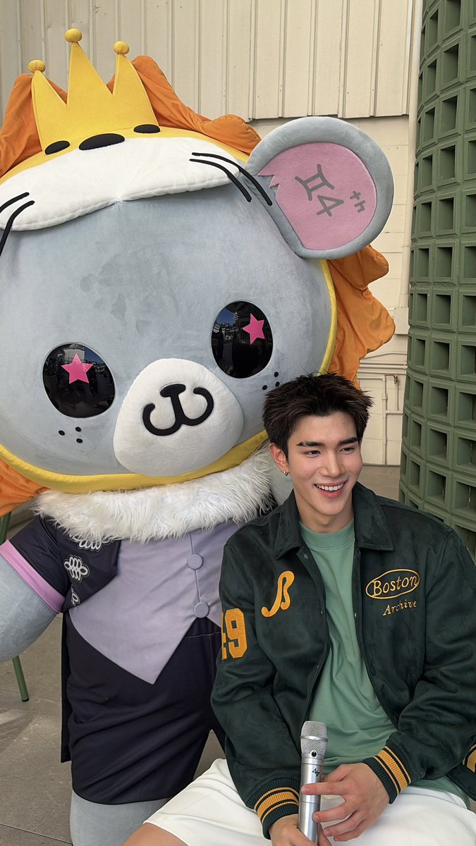 _lookkhunnoo's tweet image. ท่านพ่อรักหนูมุ้ยยยยย 🐭🦁
#GarnierThailand 
#GarnierMenPadelDatexGentleFourth
#GarnierMenPadelDatexLookkhunnoo
#Fourthnattawat #LOOKKHUNNOO 
#โฟร์ทณัฐวรรธน์