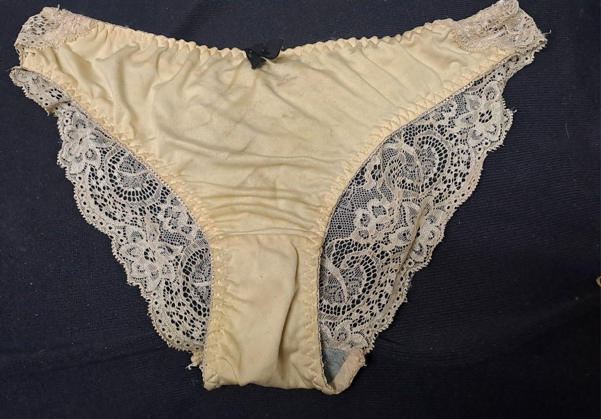 Mis colección de pantaletas hace poco regresé ya las quería ver 😍😅 y les comparto fotos si algunas les gusta más les Paso más fotos por mensaje