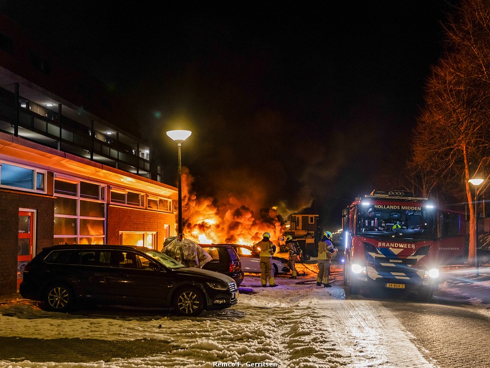 Voertuigbrand in Gouda