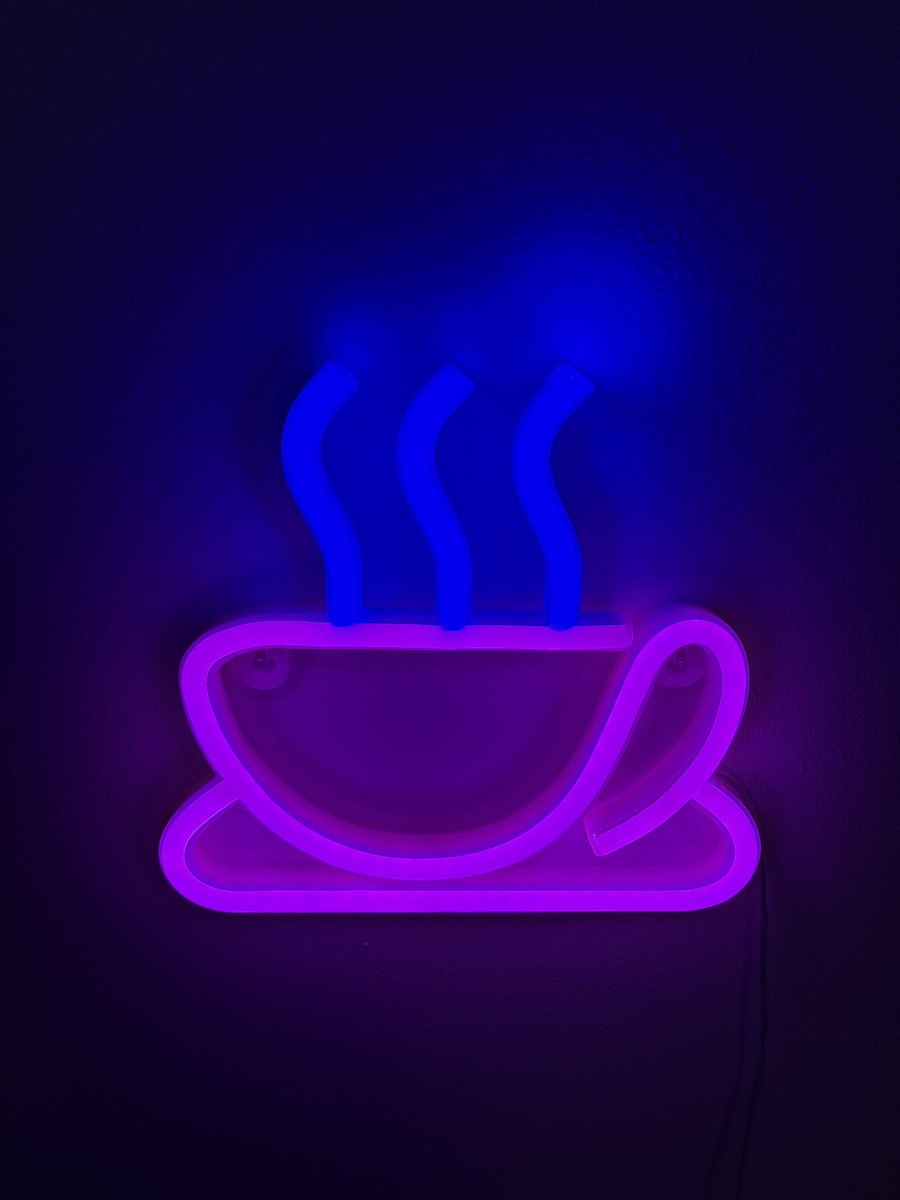 #Morning ☕️

Day 2 = #FUNday with family B‼️

What are you doing today to give yourself that ‘glow’ type feeling…?

The weather 🥶 might affect some plans, especially 🚕 duties for the troops.

🙌💜🧠
#coffee #exercise #tEaM #teacher5aday