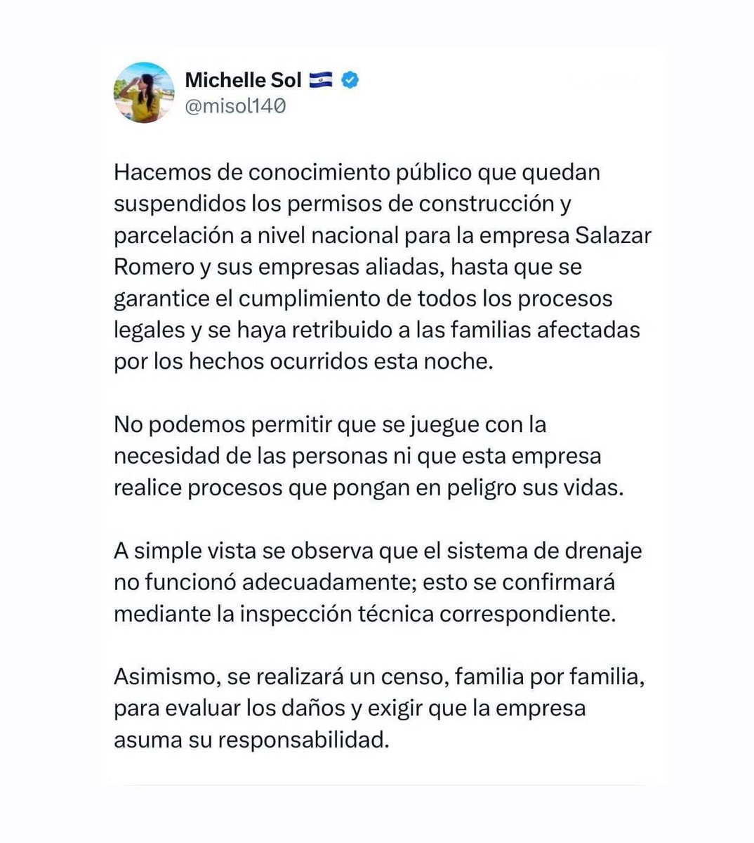 antoasb's tweet photo. Hoy quieren salir de héroes…. Esto es lo que pasa cuando se dan permisos para construir a lo loco. https://t.co/91bSIGOvv7
