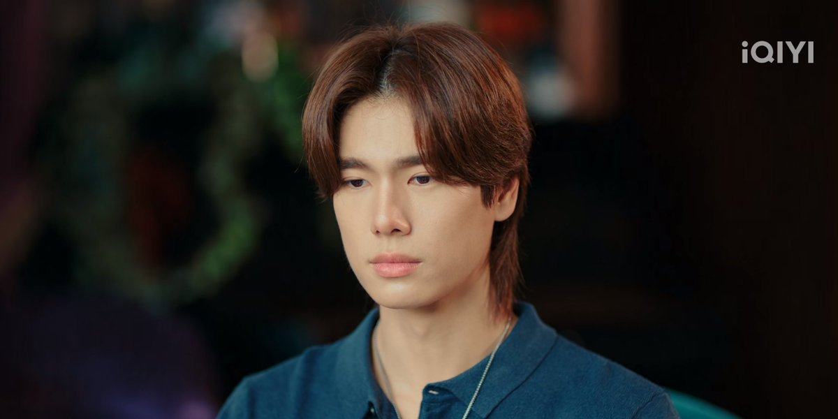 ฉันชอบภูวิน ตอนแสดงลูกพีชในฉากแบบนี้มาก มันเห็นแล้วใจหล่น อยากจะเข้าไปกอด เล่นให้คนสงสารจากแค่สีหน้าไม่ง่ายนะ ขยับกล้ามเนื้อหน้าน้อยมากนะคะอารมณ์นี้ แต่สายตา คิ้วที่ตกนิดๆ มันน้อยแต่ทำตัวละครพีชให้รู้สึกว่าโมเม้นนั้นคนนี้เปราะบางมาก อยากปกป้อง  #MeAndTheeSeriesEP9