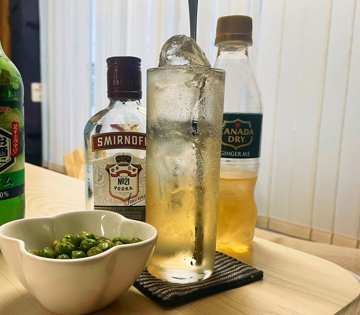 pleasegotme's tweet image. おつ！モスコミュール
午前は予定があったが、午後からは外は吹雪なので、家でゆっくり。