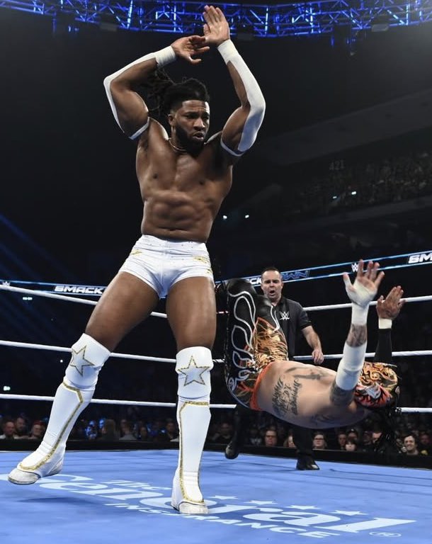 If your last job was you locked up you gone’ wish they ain’t ever let you out! 🗣️

                                     Stay out my way when I’m on my Rise. 📈