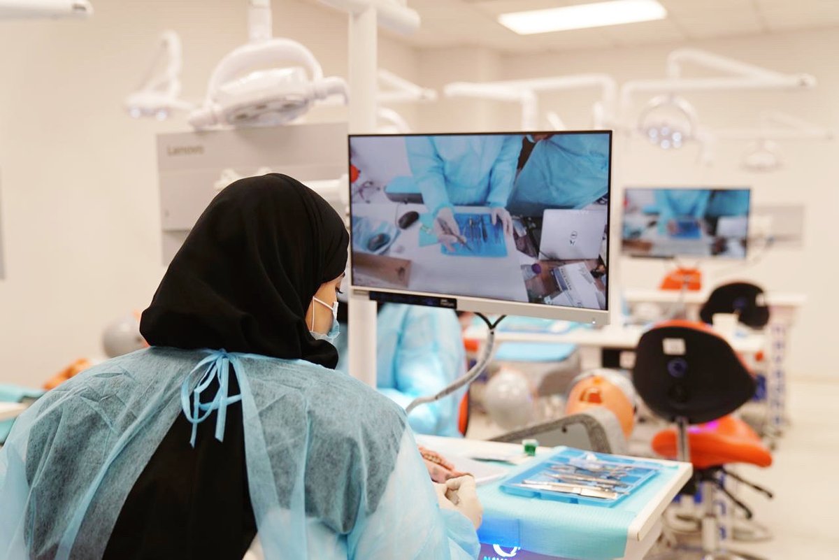 خدمات طب الأسنان tweet media