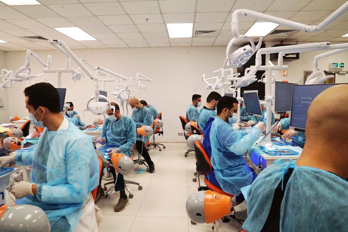 خدمات طب الأسنان tweet media