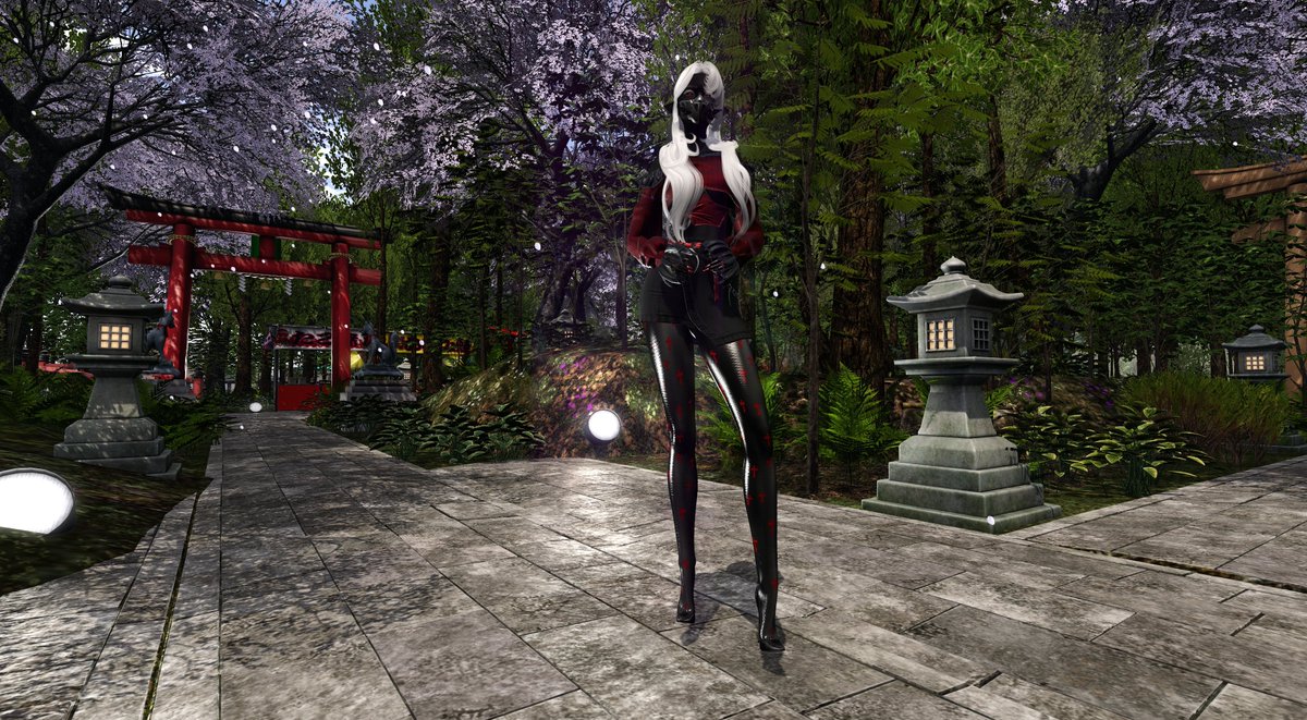 ﾄﾃﾓｼｾﾞﾝｶﾞｷﾚｲﾃﾞｼﾞｮｳｶｻﾚｿｳﾅｼﾞﾝｼﾞｬ
~Kitsune Miko Shrine~
maps.secondlife.com/secondlife/Lun…
#sljp #secondlife
