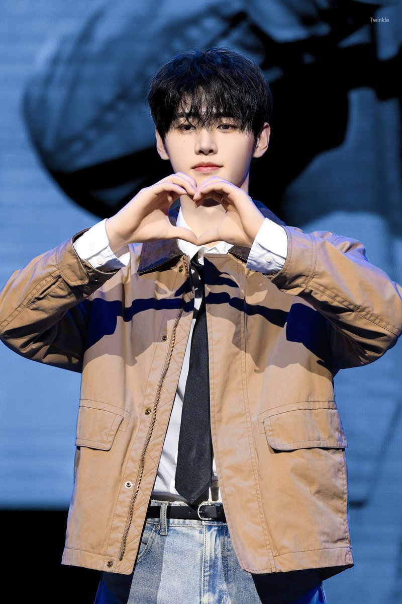 𝐓𝐰𝐢𝐧𝐤𝐥𝐞 (fan acc) tweet media