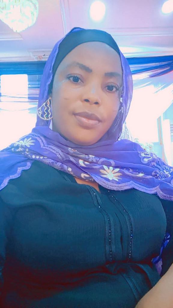 Drweloveu's tweet image. 1. It’s Sunnah to marry older women.

2. It’s Sunnah to marry a divorcee.

3. It’s Sunnah to marry a widow.

4. It’s Sunnah to help women in household chores i.e. cooking, cleaning, washing etc.

5. It’s Sunnah to put food with your hand in your wife's mouth as an expression of…