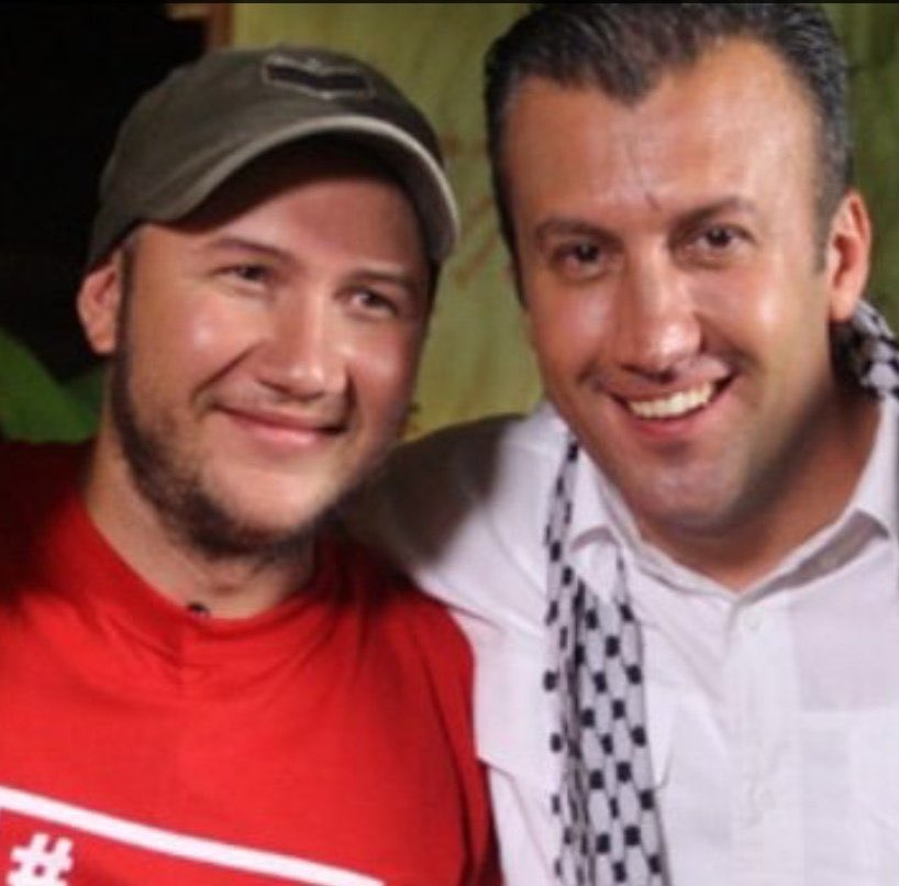 <a href="/PedroKonductaz/">pedro karvajalino</a> <a href="/delcyrodriguezv/">Delcy Rodríguez</a> Tú cambias más de líder que tu mujer de marido