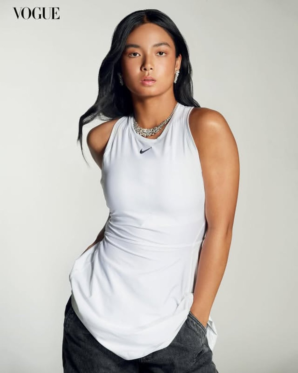 ealafanboy's tweet image. only you vs. you #AlexEala