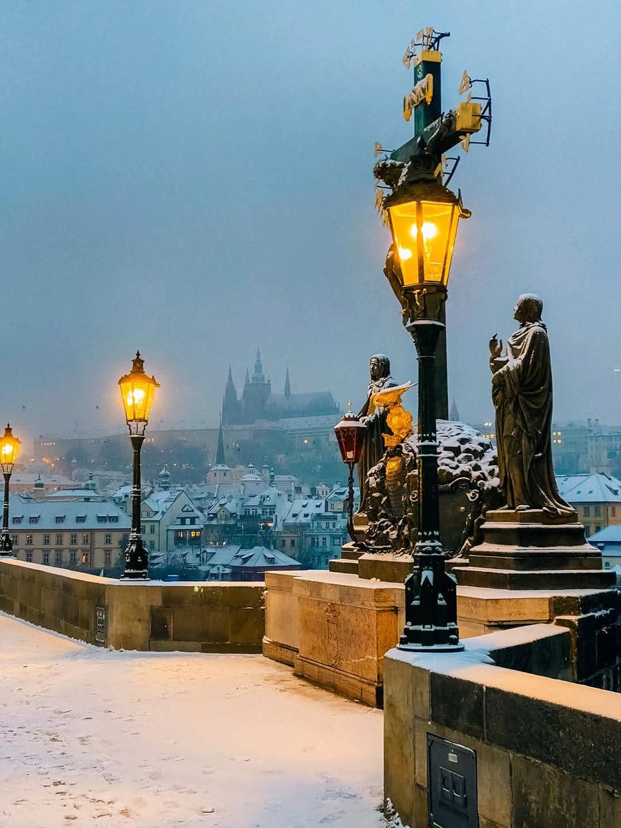SeascapeNature's tweet photo. Prague, Czech Republic https://t.co/MQ7i3zlXsO