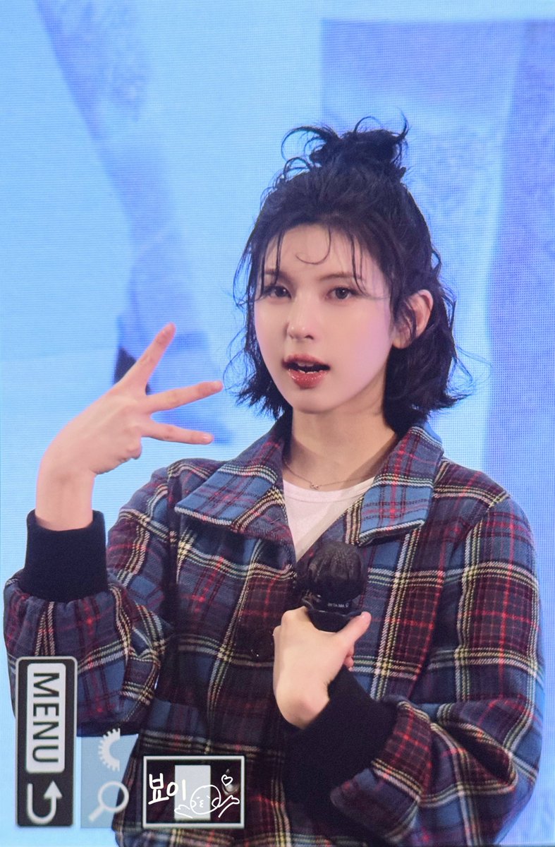 260111    ̳ට ̫ ට ̳

#엔믹스 #NMIXX 
#배이 #BAE #배블왔솔