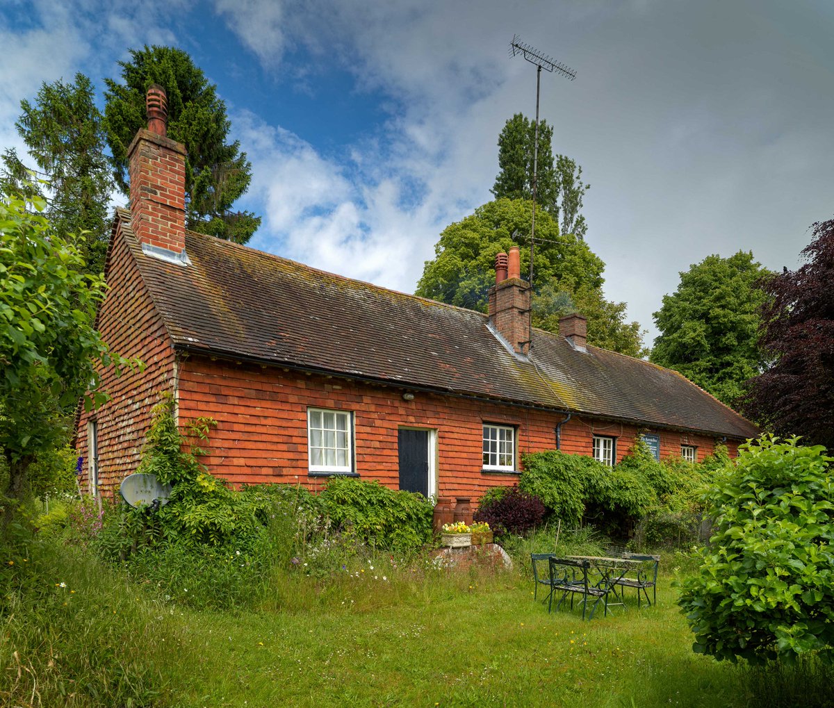 Historic England tweet media