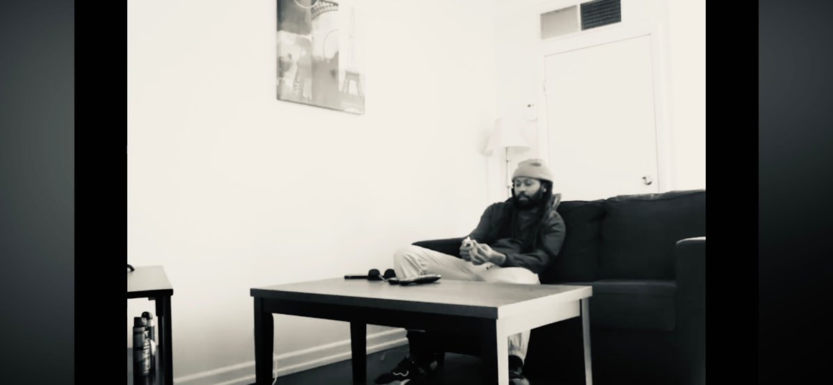 SJApollo's tweet image. A few stills from a life scored by sound. 🎧 
Some stories don’t need color. ⚫️⚪️
Just feeling. 🌃 
WANDERING  out now! 🎥 

youtu.be/kq4A5q5tdys?si…

Leading Lady:  IG 
💋_sheeshlouiseee 
Shot by: IG 🎥 sm8llfry 

#wandering 
#Musicvideo
#Viral
#Explorepage
#Newmusic