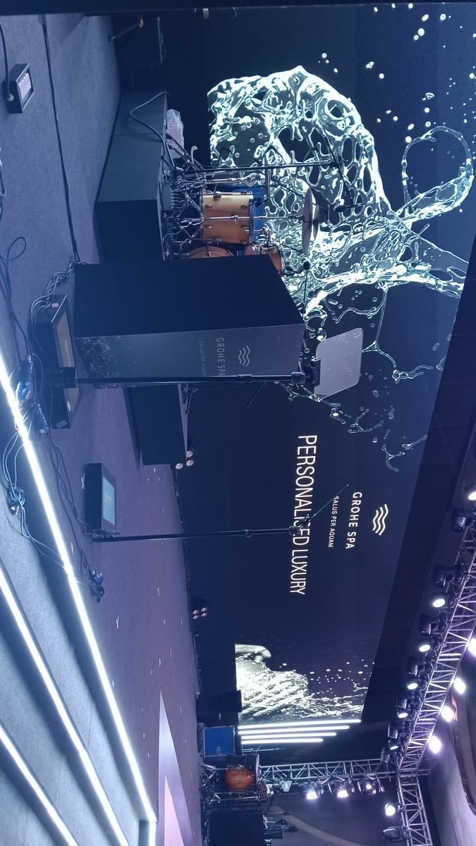 TeleprompterSo2's tweet image. Presidential speech teleprompter support at GROHE SPA.

#GROHESPA #Teleprompter #EventSupport