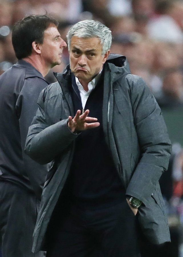 The last time Chelsea appointed a manager in January 
First goal - Azpilicueta (CB) 
Second goal - Marcos Alonso ( LB)

Under Liam Rosenior 
- first goal - Hato (LB)
Second goal - Tosin (CB) 

Guess what we won at the end  of the season?