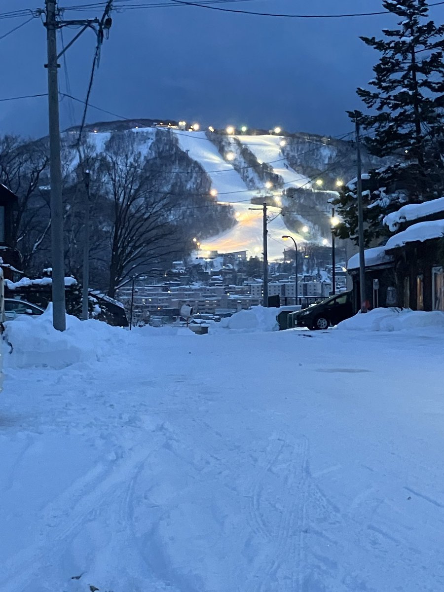Glocal0134's tweet photo. 天狗ナイター👺激怖　#小樽　#Otaru https://t.co/NMugLRd5Hr