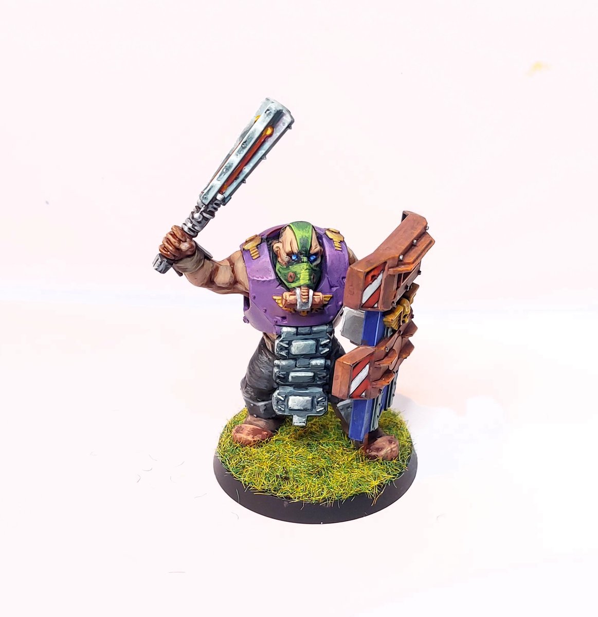 HollanderRick's tweet photo. Finished painting the first of my Bullgryns for my Ratlings Kill Team.

#warhammer40k #killteam #Bullgryns #WarhammerCommunity #miniaturepainting https://t.co/2z9HvXhtgw
