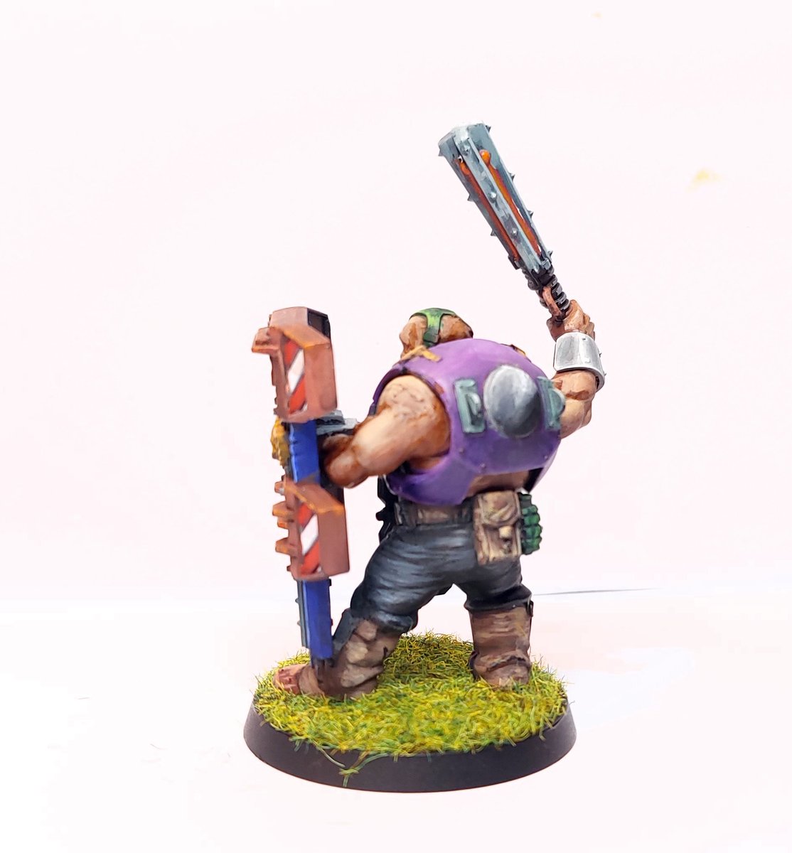 HollanderRick's tweet photo. Finished painting the first of my Bullgryns for my Ratlings Kill Team.

#warhammer40k #killteam #Bullgryns #WarhammerCommunity #miniaturepainting https://t.co/2z9HvXhtgw