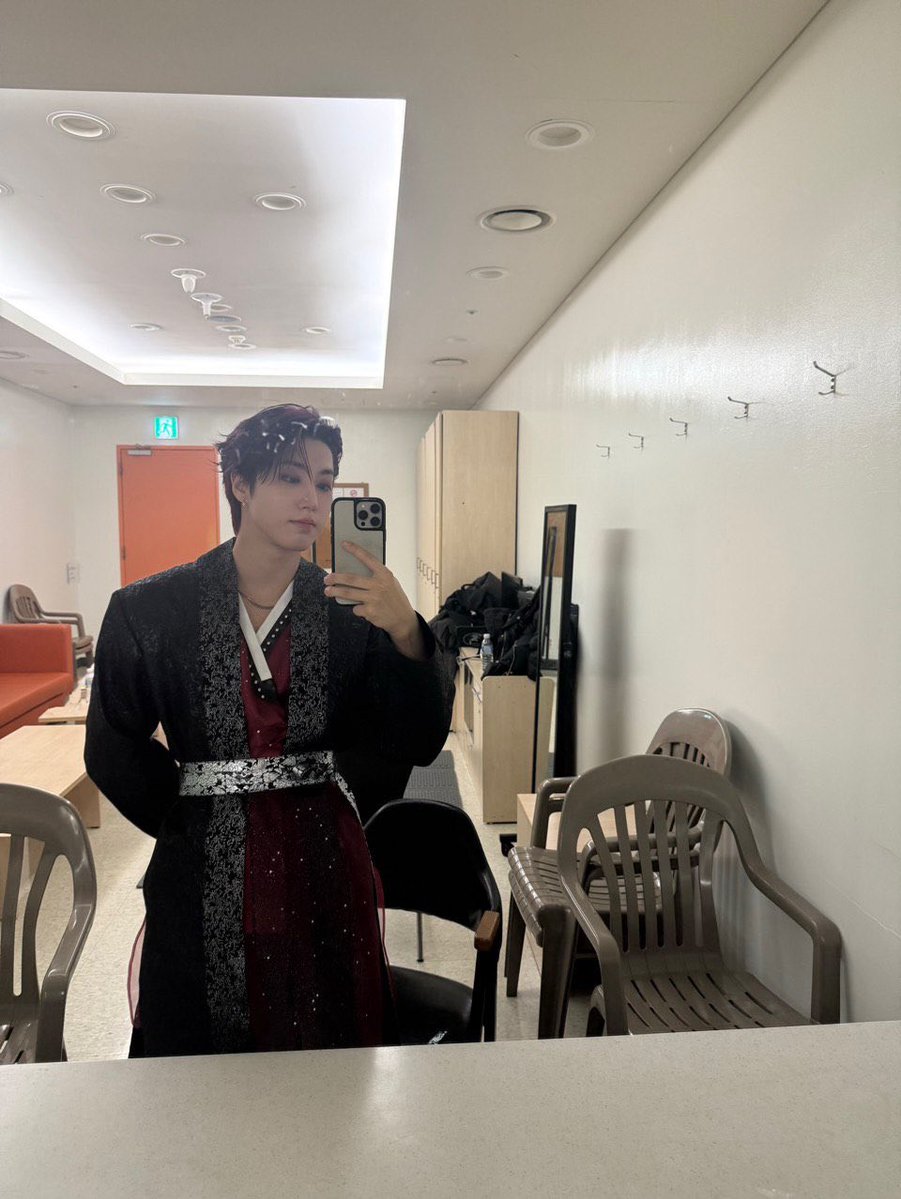 spearhyunnie's tweet image. jisung instagram update!