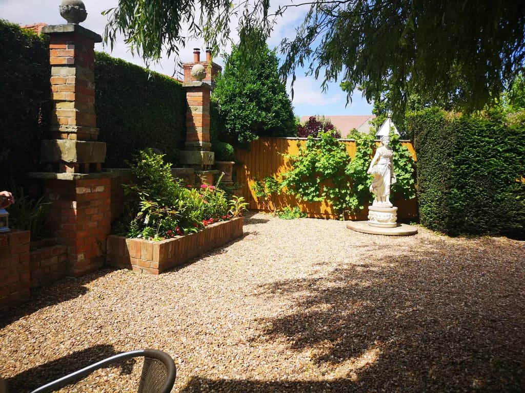 SimplyOwners tweet media