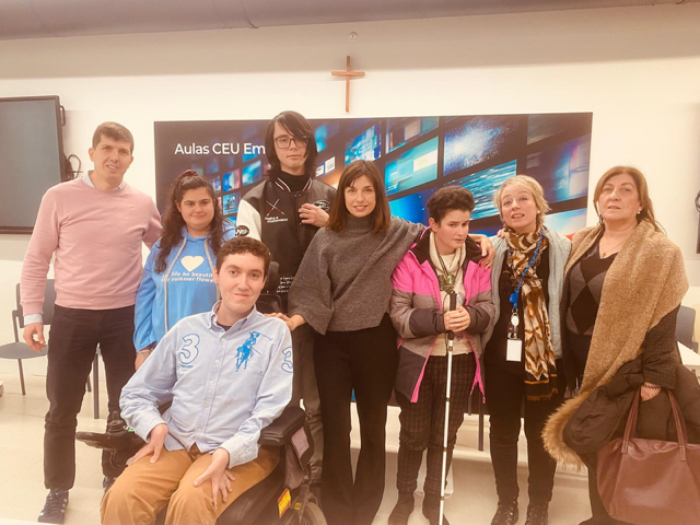 Máster Secundaria CEU tweet media
