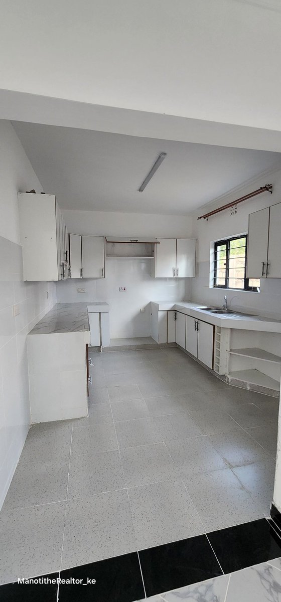 manoting9's tweet image. 3 BR all ensuite 

📍Matasia Ngong
In a gated community 
Ready title deed 
On sale ksh 7.5M

Cash or Mortgage Accepted 
📞0721 594 567 #Manoti #realtor #house #onsale #realestate #fyp #homesforsale #inkarealtors