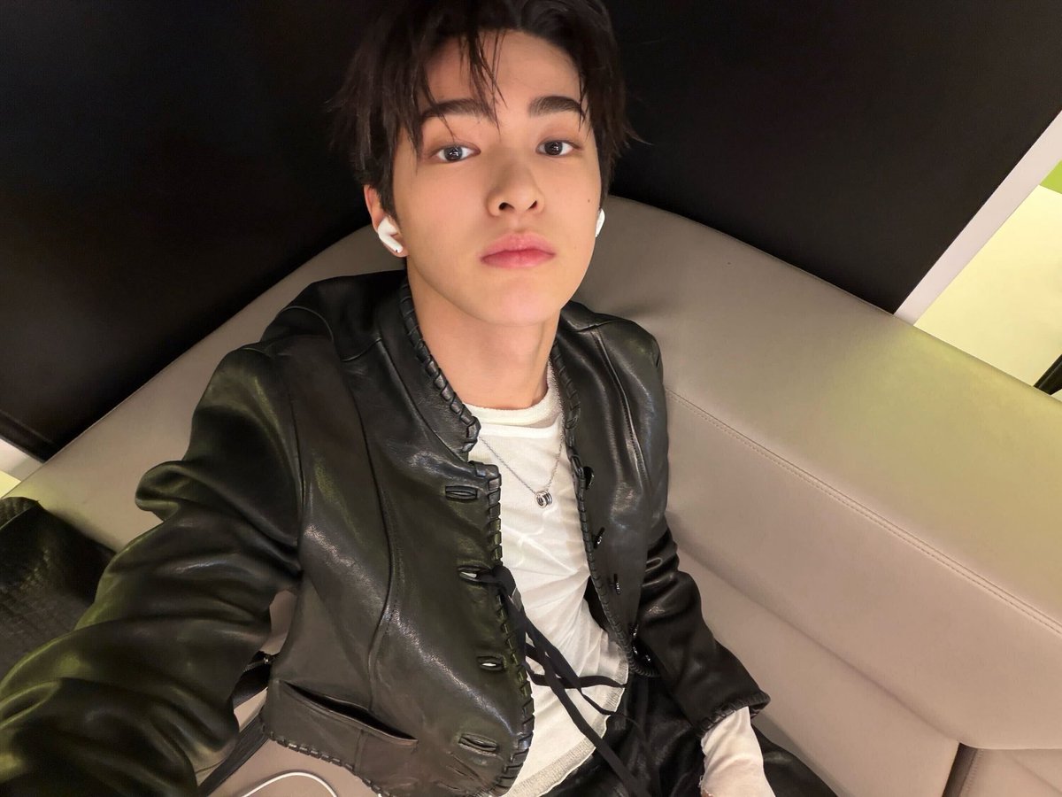 cortis_crave's tweet image. [260111] #KEONHO Weverse Post! 🌟

Thank you Golden Disc
Rookie Artist of the Year ❤️🔥
Coer, I love you. 💪

#CORTIS #코르티스