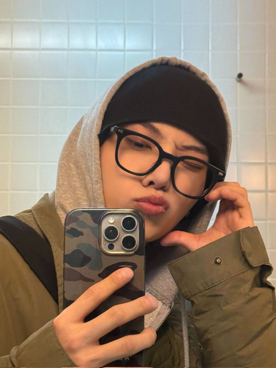 vivacixous's tweet image. ⠀ 

「 #TATANGGA_NATION 」

🗯️ 𝗔𝗚𝗥𝗔 : OIII TATANGGA…!!!😘

⠀