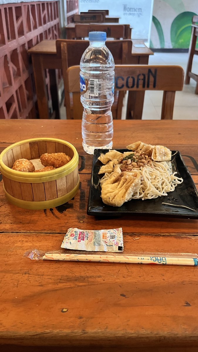 rtciokey's tweet image. makan lur