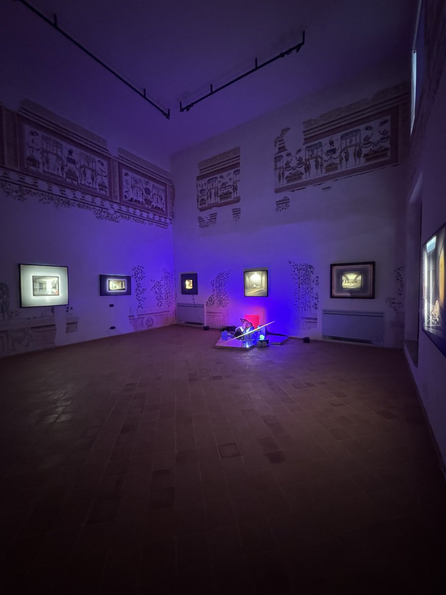 Matermanto's tweet photo. Andrea Vizzini “proiezioni sintattiche dello spazio” Ex Palazzo Vescovile, Quingentole. https://t.co/f4jKF7rfeR