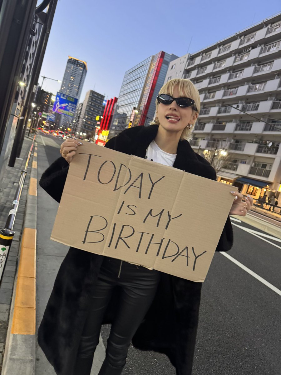 KAEDE/楓 tweet media